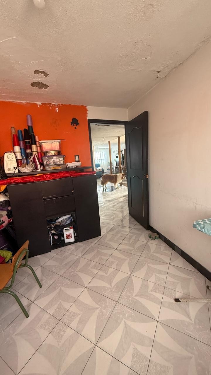 Casa en venta en Chico Sur, Bogotá · foto 10 de 24