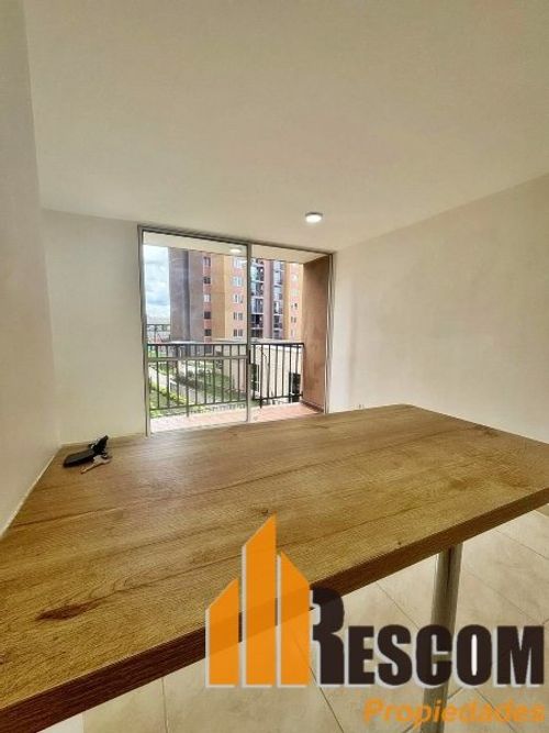 Apartamento de 3 alcobas en venta en Cimarronas, Rionegro, 56 m² · foto 5 de 19