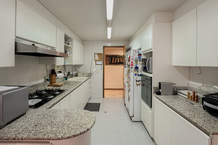Apartamento de 3 alcobas en venta en El Retiro, Bogotá, 229 m² · foto 7 de 24