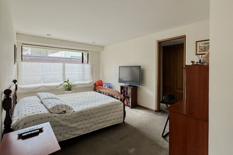 Apartamento de 3 alcobas en venta en El Retiro, Bogotá, 229 m² · foto 17 de 24