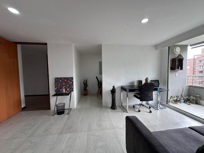 Apartamento en venta en El Poblado, Medellín · foto 4 de 17