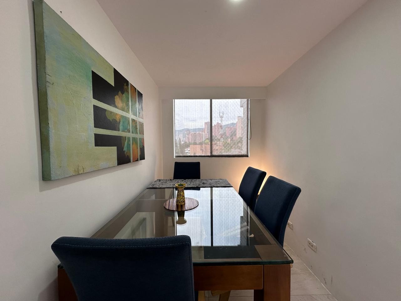 Apartamento en venta en El Poblado, Medellín · foto 8 de 17