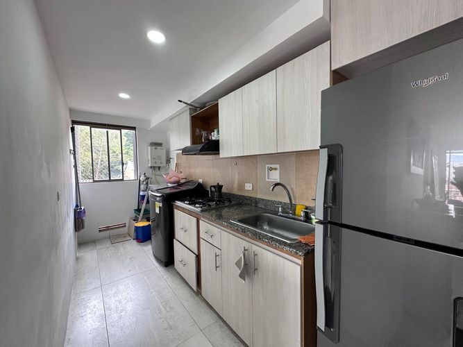 Apartamento en venta en El Poblado, Medellín · foto 6 de 17