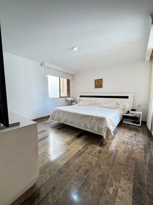 Apartamento de 3 alcobas en venta en Santa Teresita, Cali, 178 m² · foto 20 de 23