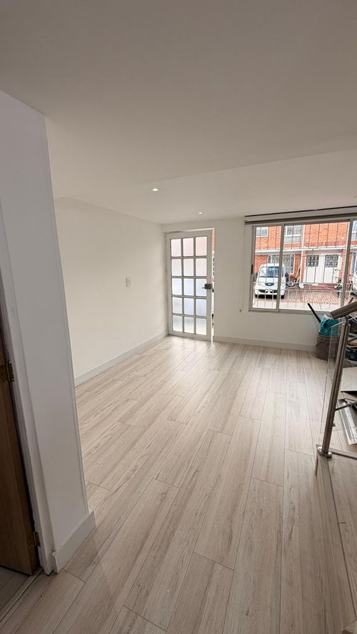 Casa de 3 alcobas en venta en El Rincon De Los Angeles, Bogotá, 73 m² · foto 18 de 21