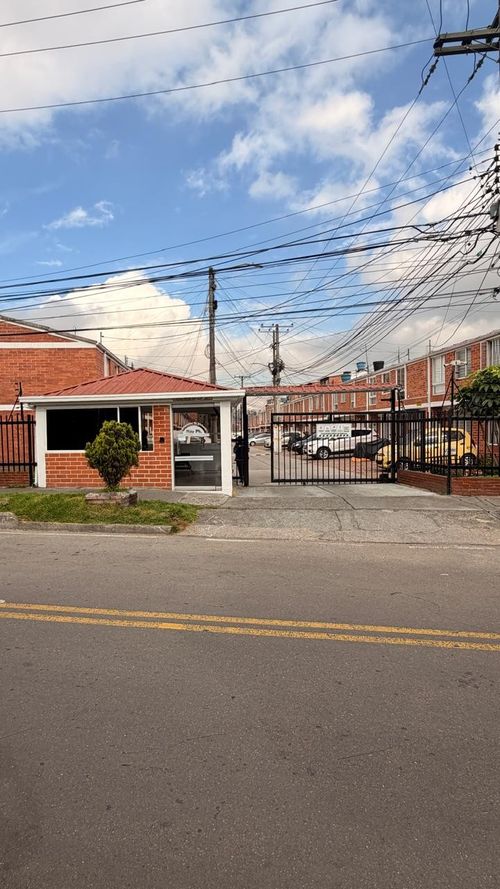 Casa de 3 alcobas en venta en El Rincon De Los Angeles, Bogotá, 73 m² · foto 21 de 21