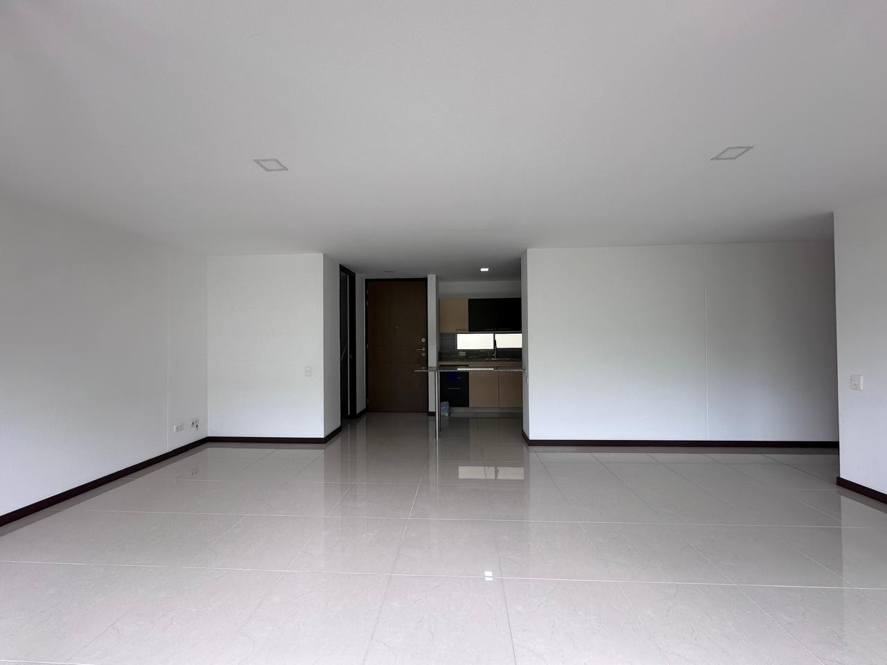 Apartamento en arriendo en El Poblado, Medellín · foto 7 de 16