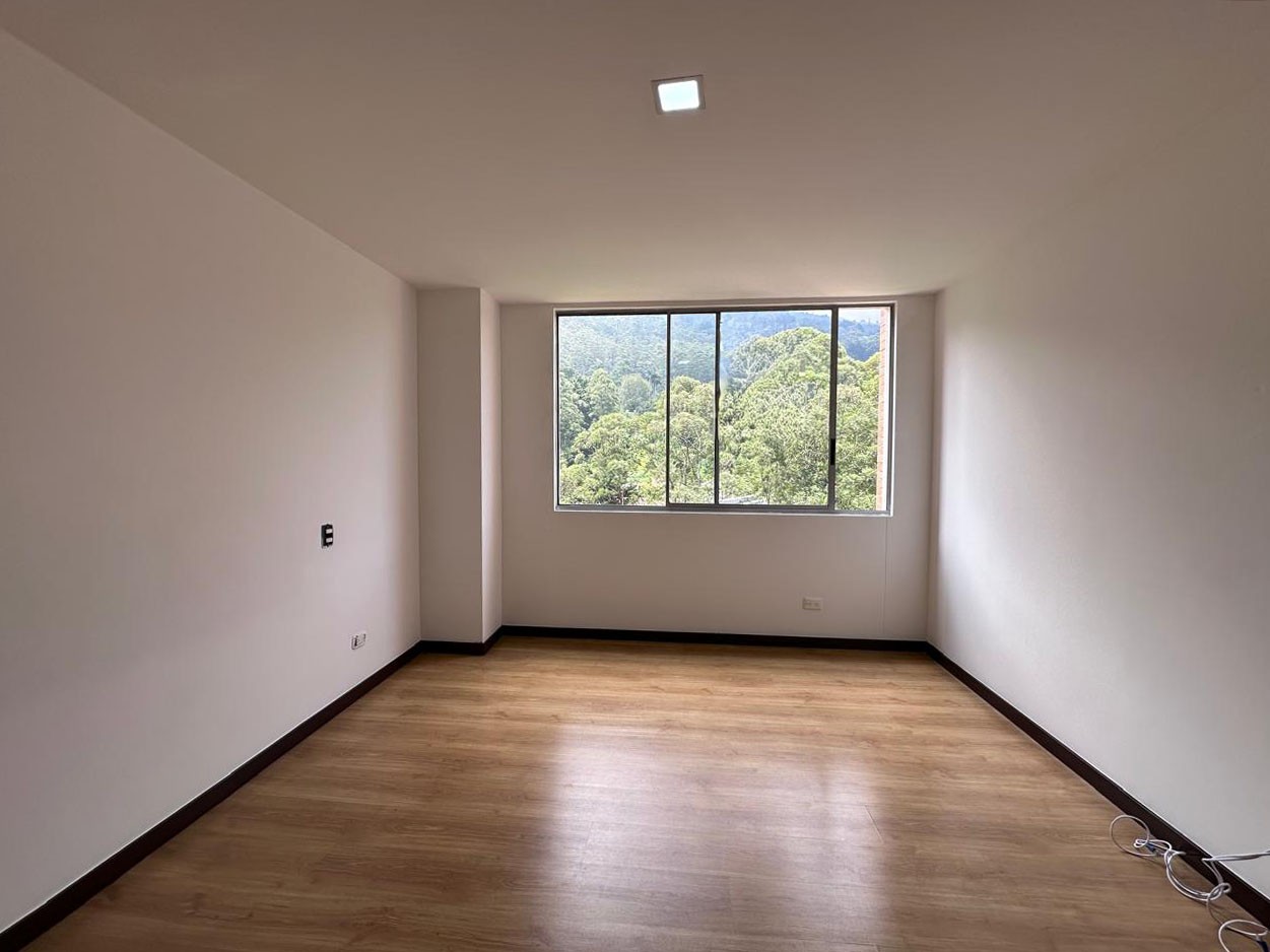 Apartamento en arriendo en El Poblado, Medellín · foto 9 de 16