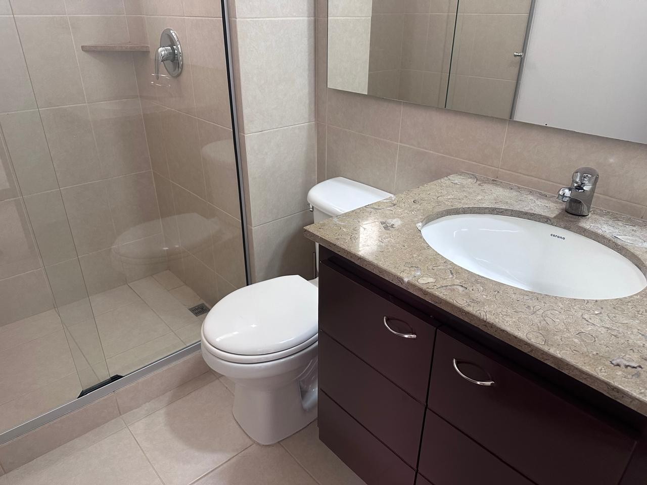 Apartamento en arriendo en El Poblado, Medellín · foto 14 de 16