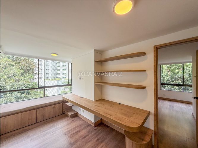 Apartamento de 4 alcobas en venta en San Lucas, Medellín, 165 m² · foto 11 de 14