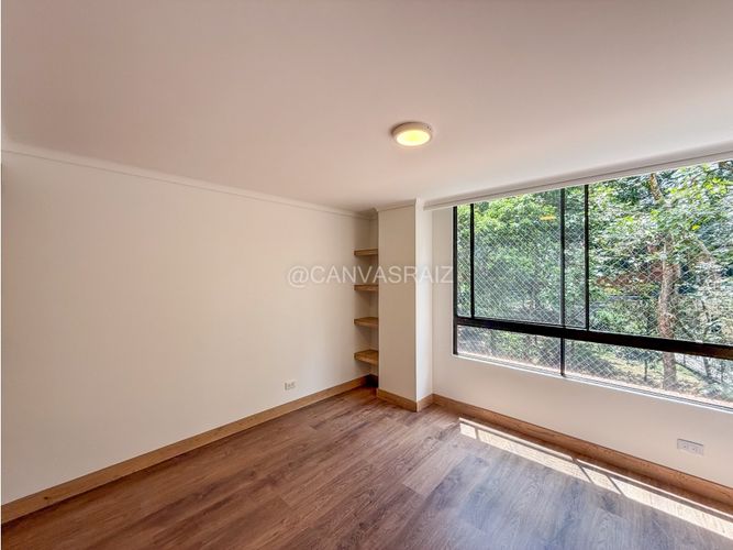 Apartamento de 4 alcobas en venta en San Lucas, Medellín, 165 m² · foto 12 de 14