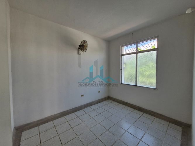 Casa de 5 alcobas en arriendo en Girardot, Girardot, 272 m² · foto 19 de 24