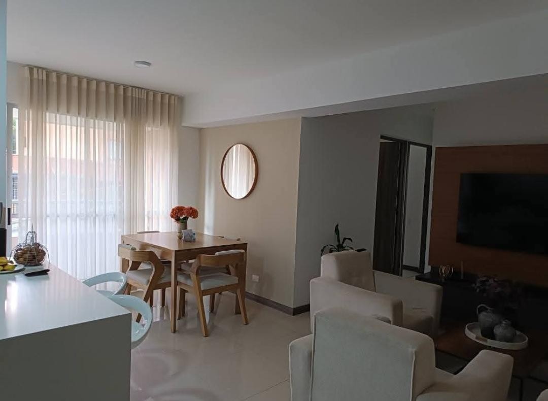 3BR Apartment in La florida (74 m²) for Sale - 2