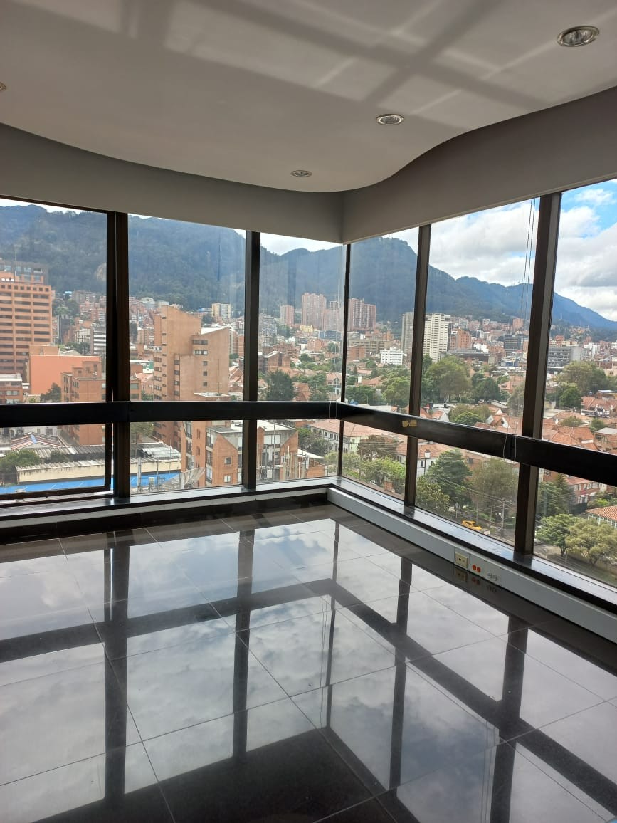 Oficina en Arriendo en Porciuncula, Bogotá