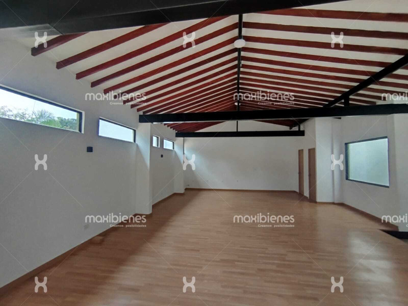Local en Arriendo en Patio bonito, Medellín