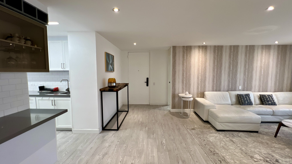 Apartamento en arriendo en El Poblado, Medellín · foto 6 de 24