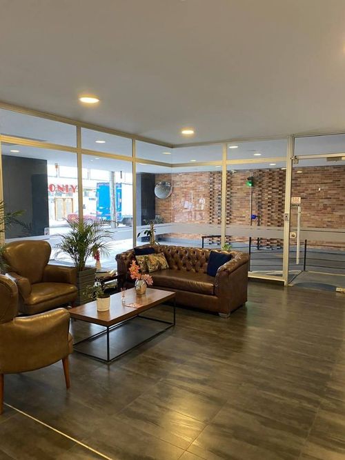 Apartaestudio en venta en Chapinero Central, Bogotá, 43 m² · foto 2 de 15