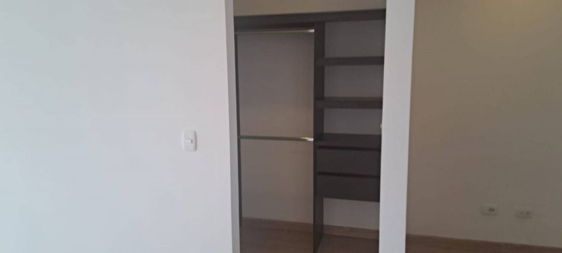 Apartaestudio en venta en Chapinero Central, Bogotá, 43 m² · foto 8 de 15
