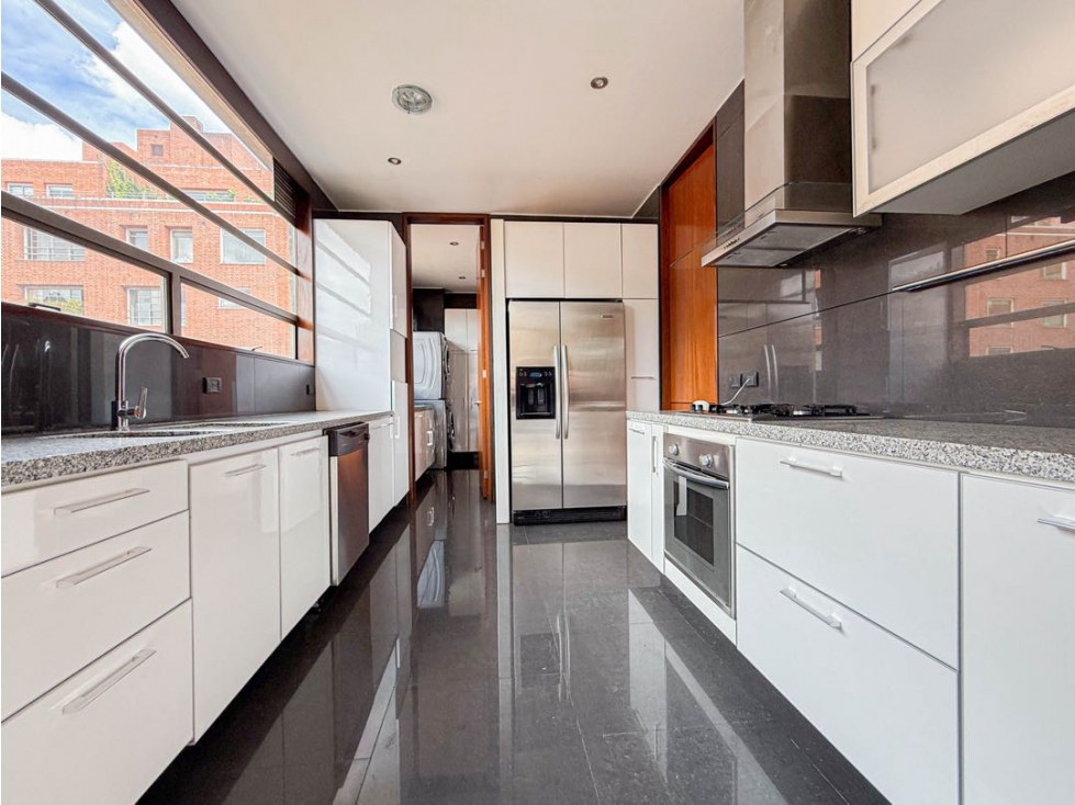 Apartamento en venta en Chicó Reservado, Bogotá · foto 3 de 11