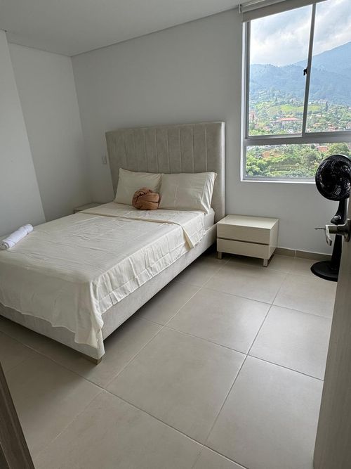 Apartamento de 3 alcobas en venta en La Doctora, Sabaneta, 72 m² · foto 7 de 19