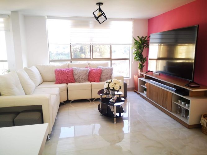 Apartamento de 3 alcobas en venta en Hato Viejo, Bello, 73 m² · foto 2 de 23
