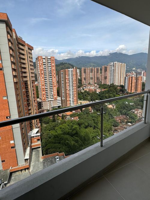 Apartamento de 3 alcobas en venta en La Doctora, Sabaneta, 72 m² · foto 18 de 19