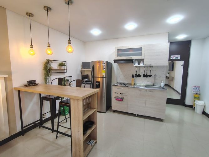 Apartamento de 1 alcoba en arriendo en El Poblado, Medellín, 32 m² · foto 2 de 12