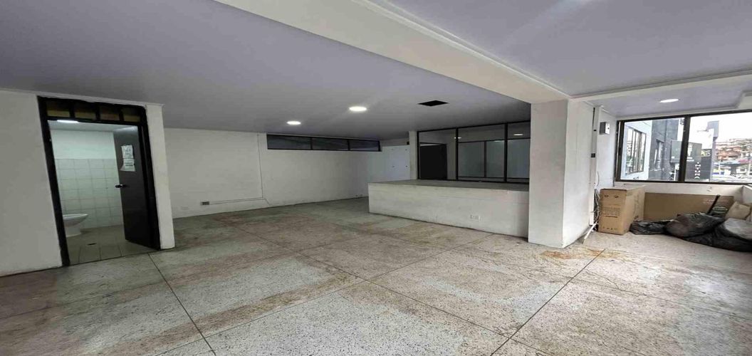 Local en venta en Los Profesionales, Pereira, 400 m² · foto 12 de 14