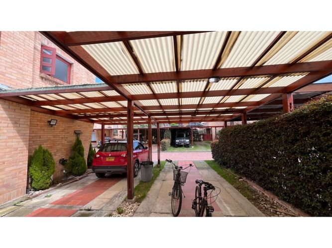 Casa de 4 alcobas en venta en Cr Villas De Marbella, Chía, 229 m² · foto 12 de 24