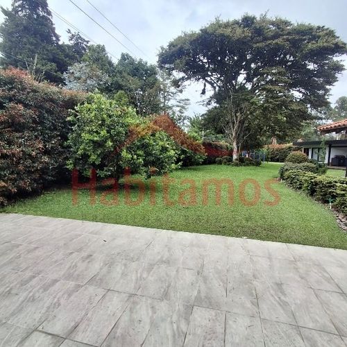 Casa de 3 alcobas en venta en Llano Grande, Rionegro, 1200 m² · foto 3 de 22