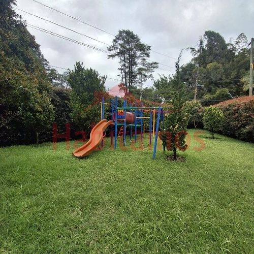 Casa de 3 alcobas en venta en Llano Grande, Rionegro, 1200 m² · foto 6 de 22
