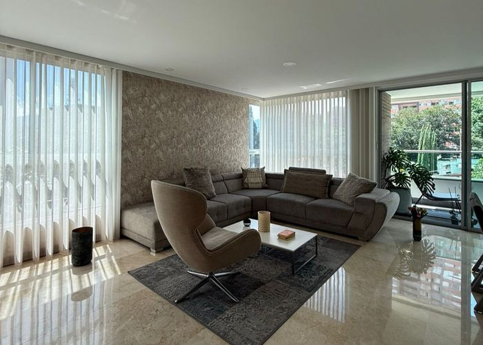Apartamento en venta en Lalinde, Medellín · foto 13 de 24