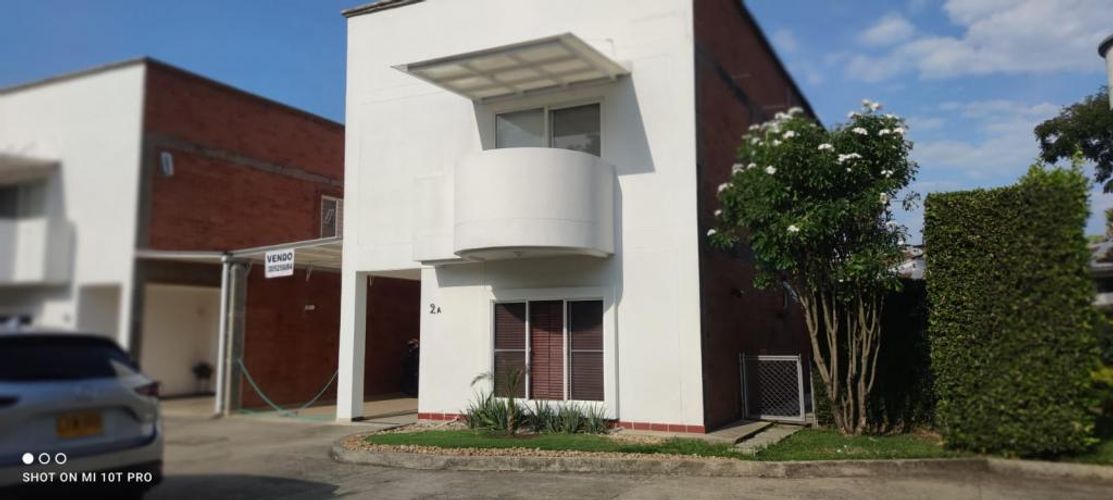 Casa de 4 alcobas en venta en Pance, Cali, 240 m² · foto 1 de 24