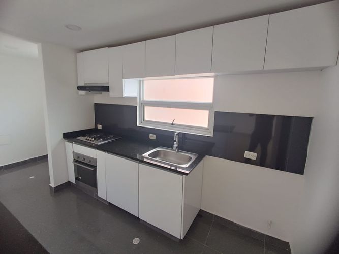 Apartamento de 3 alcobas en venta en Altos De Riomar, Barranquilla, 115 m² · foto 4 de 22