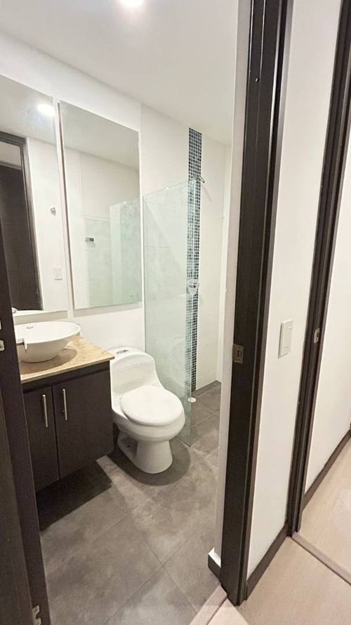 Apartamento de 3 alcobas en arriendo en Zuñiga, Medellín, 105 m² · foto 12 de 24