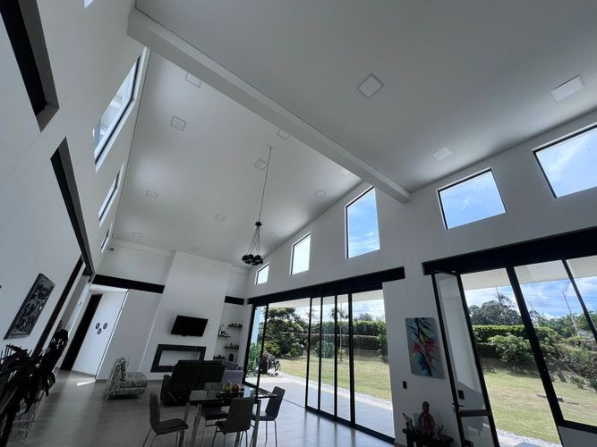 Casa de 4 alcobas en venta en Llano Grande, Rionegro, 423 m² · foto 4 de 24