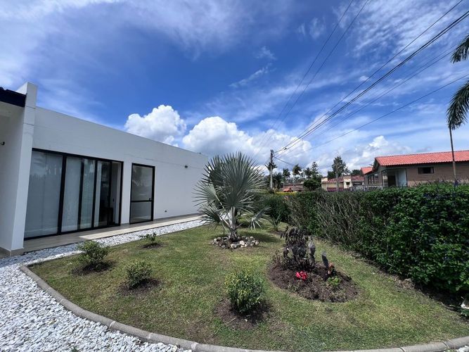 Casa de 4 alcobas en venta en Llano Grande, Rionegro, 423 m² · foto 22 de 24