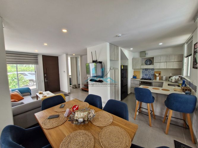 Casa de 3 alcobas en venta en Girardot, Ricaurte, 144 m² · foto 4 de 20