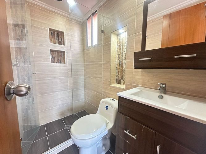 Casa de 4 alcobas en venta en Loma De Los Bernal, Medellín, 130 m² · foto 14 de 21