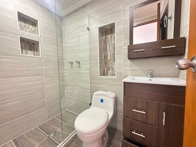 Casa de 4 alcobas en venta en Loma De Los Bernal, Medellín, 130 m² · foto 10 de 21