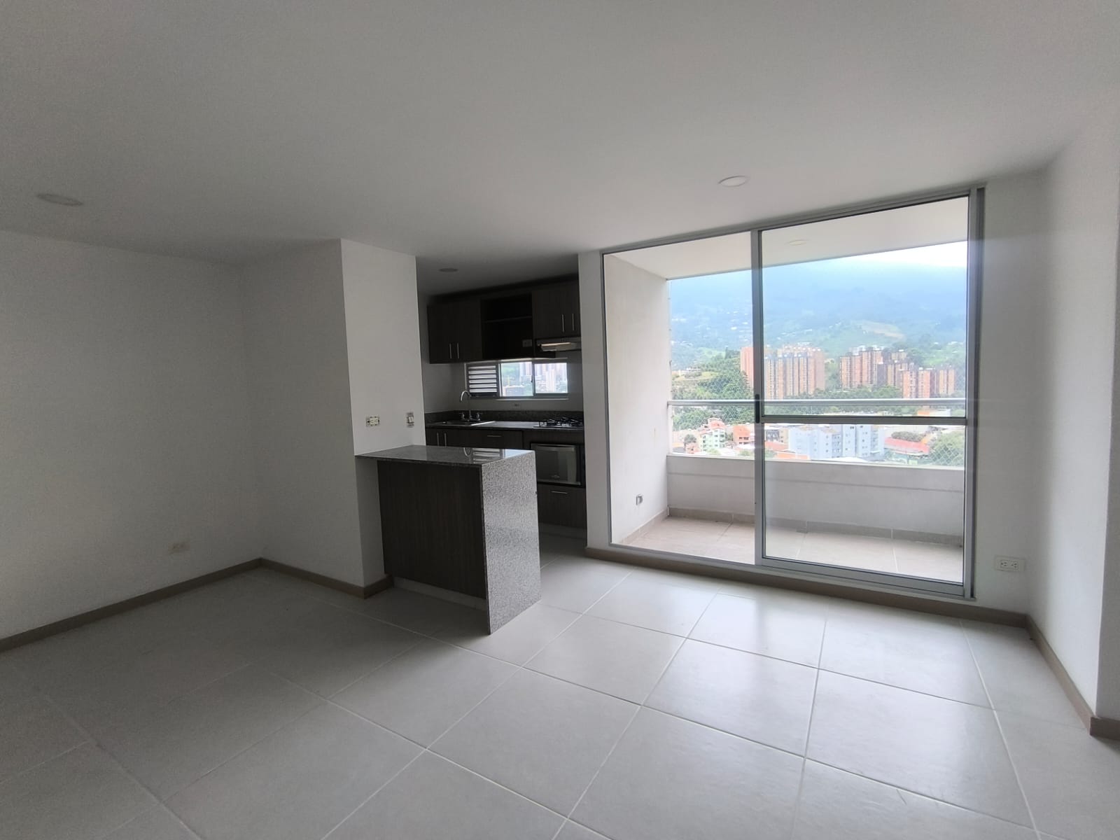 Apartamento en venta en Las Antillas, Envigado · foto 4 de 13