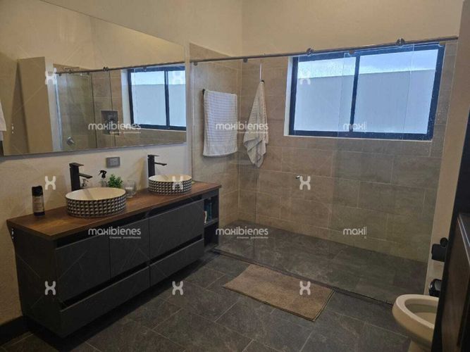 Finca en arriendo en El Salado, El Carmen de Viboral, 280 m² · foto 8 de 11