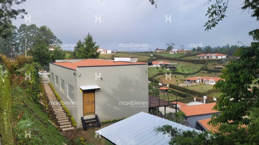 Finca en arriendo en El Salado, El Carmen de Viboral, 280 m² · foto 11 de 11