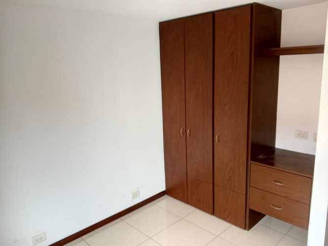 Apartamento de 3 alcobas en venta en La Flora, Cali, 100 m² · foto 3 de 17