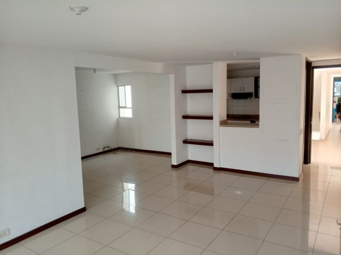 Apartamento de 3 alcobas en venta en La Flora, Cali, 100 m² · foto 5 de 17