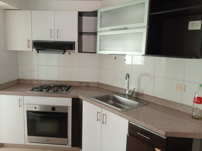 Apartamento de 3 alcobas en venta en La Flora, Cali, 100 m² · foto 13 de 17