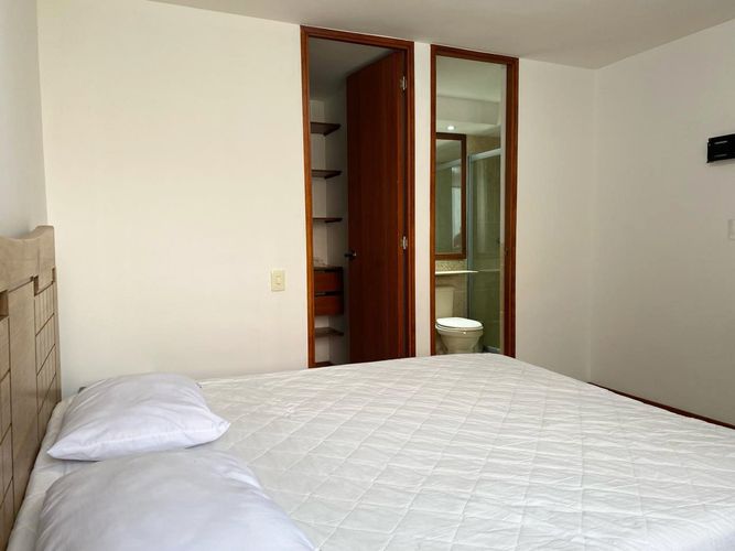 Apartamento de 3 alcobas en arriendo en Cumbres, Envigado, 96 m² · foto 15 de 18