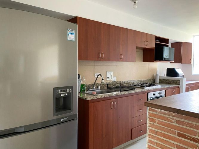 Apartamento de 3 alcobas en arriendo en Cumbres, Envigado, 96 m² · foto 6 de 18