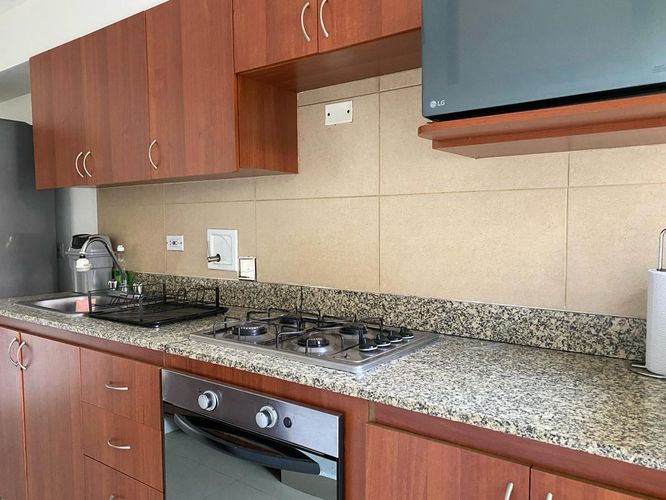 Apartamento de 3 alcobas en arriendo en Cumbres, Envigado, 96 m² · foto 7 de 18