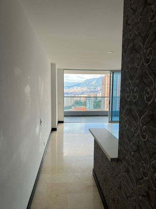 Apartamento de 4 alcobas en venta en Las Lomitas, Sabaneta, 120 m² · foto 15 de 16